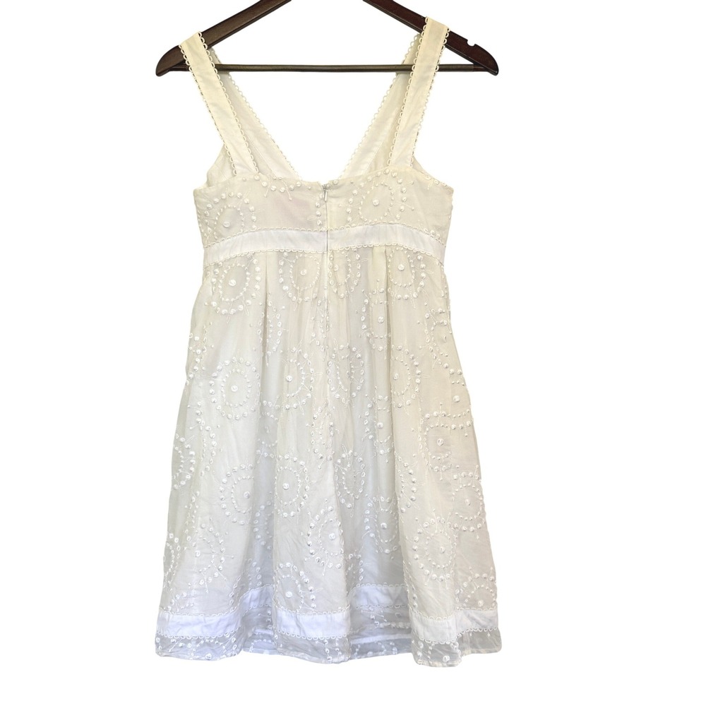 Lilly Pulitzer White Eyelet Silk Rayon Blend V-Neck Empire Waist Dress Sz 4 - Picture 3 of 9